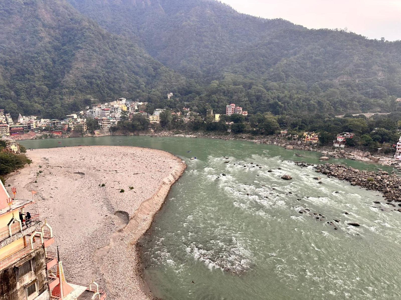Yoga Retreat At The Ganges In Holiday home