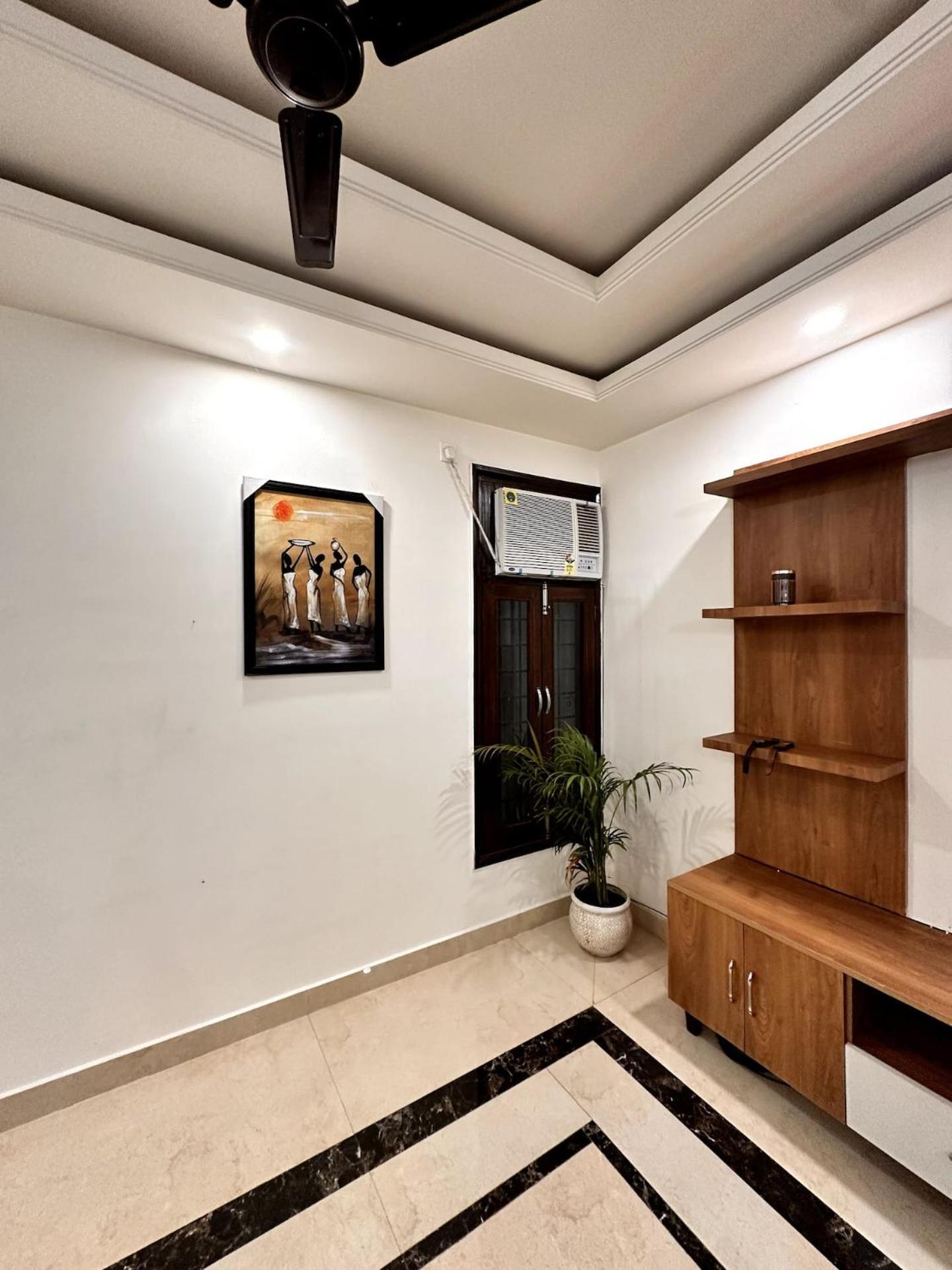 Yoga Retreat At The Ganges In * Rishikesh