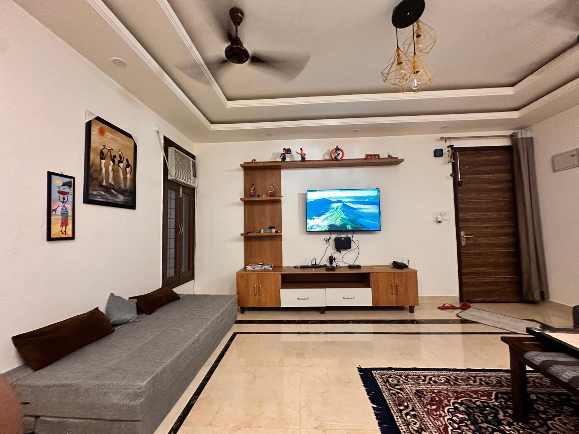 Yoga Retreat At The Ganges In