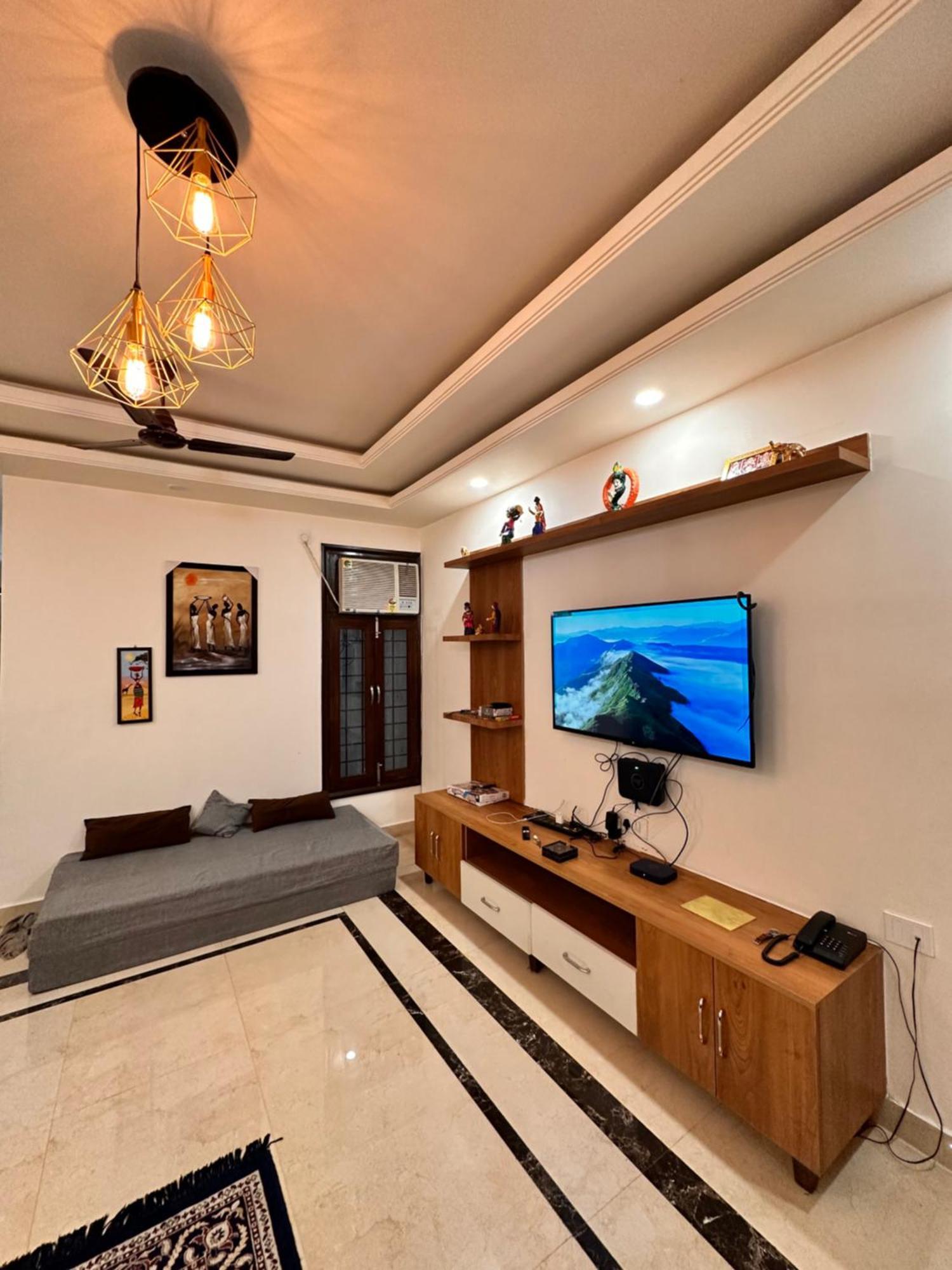 Holiday home Yoga Retreat At The Ganges In *